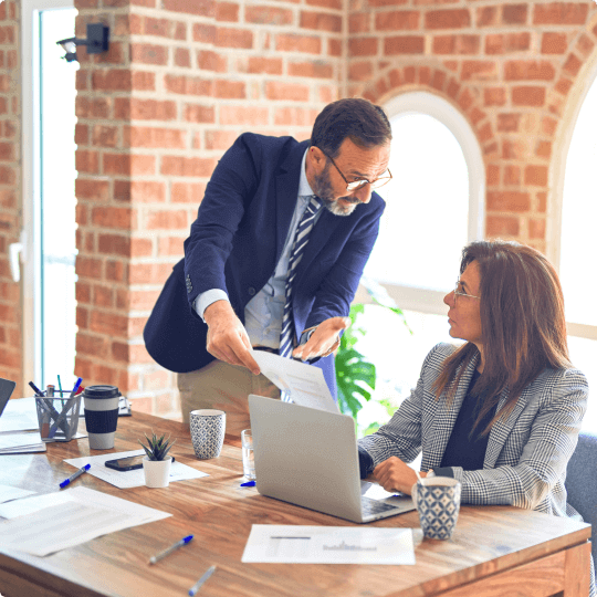 Cumbre Valtaris - Echipa de experți în criptomonede